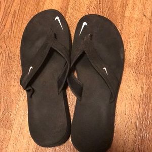 Nike flip flops